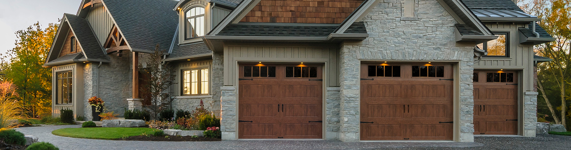 Carriage house garage door style