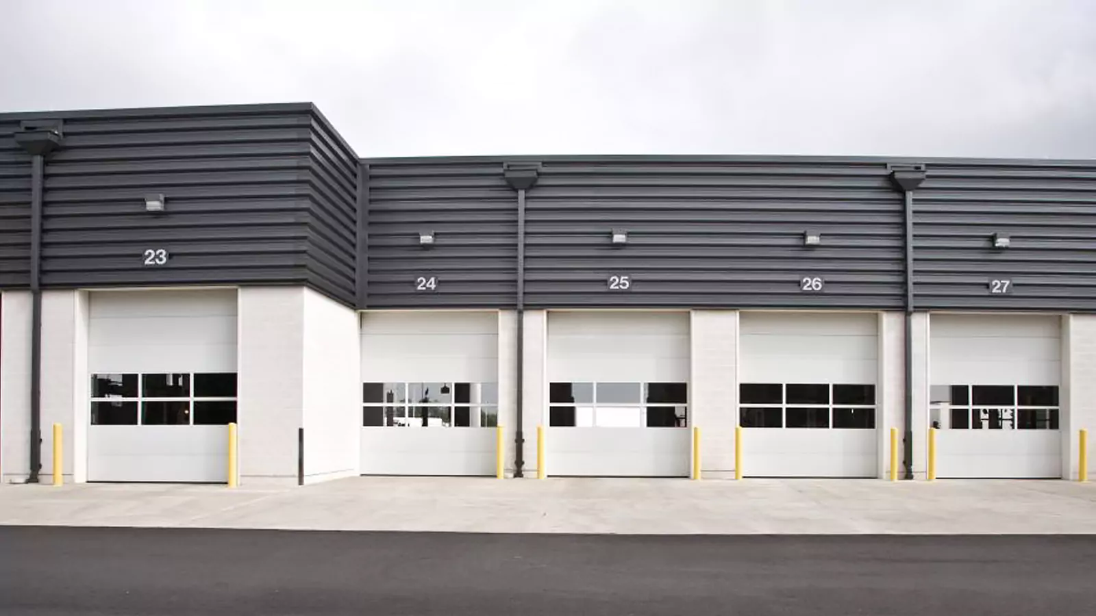 Commercial garage door supplier